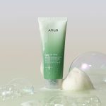 Anua Heartleaf Quercetinol Pore Deep Cleansing Foam - Image 4