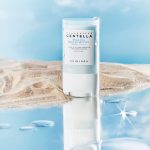 SKIN1004 Madagascar Centella Hyalu-Cica Silky-fit Sun Stick SPF50 + PA + + + + - Image 6