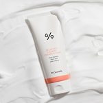 Dr. Ceuracle 5α Control Clearing Cleansing Foam - Image 4