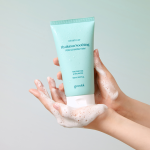 Goodal Heartleaf Hyaluron Soothing Pore Cleansing Foam - Image 2