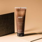 RNW DER. THERAPY Refreshing Scrub To Body Wash - Image 3
