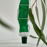 Haruharu Wonder Black Bamboo Nourishing Calming Hand & Nail Cream - Image 6