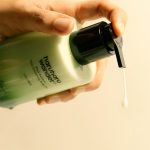 Haruharu Wonder Black Bamboo Daily Smoothing Body Oil - Image 4